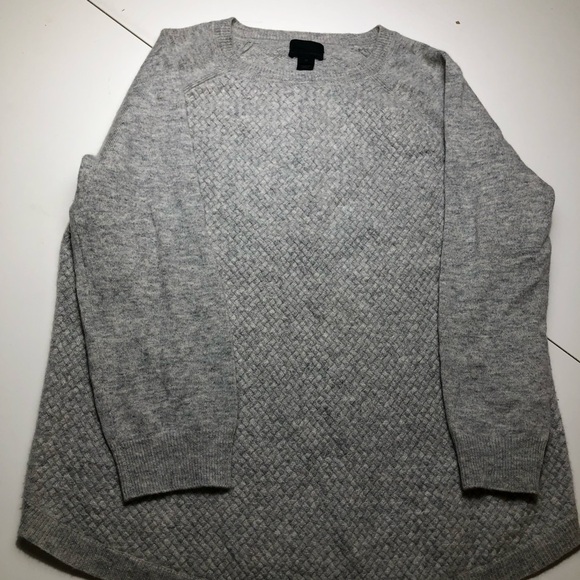 JCrew Collection Italian Cashmere grey long sleeved crew neck sweater - Picture 2 of 4